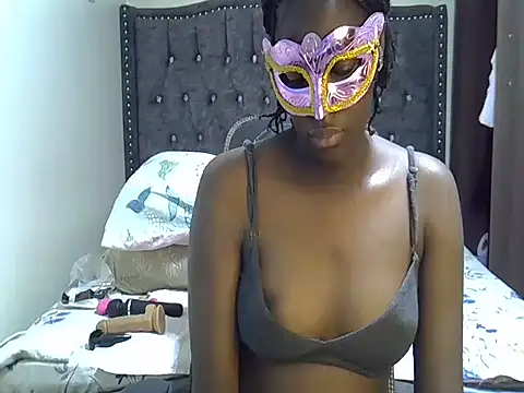 Snapshot of QueenJelly_Sexy chatting on 03/07/25, 01:51 QueenJelly Sexy online show from 03/07/25, 01:51