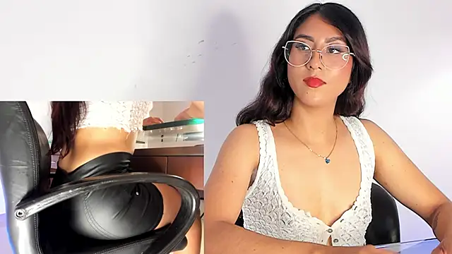 Snapshot of DaraBeckett chatting on 03/07/25, 03:28 DaraBeckett online show from 03/07/25, 03:28