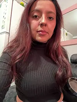 Snapshot of Isa-Jones chatting on 12/20/24, 01:54 Isa-Jones online show from 12/20/24, 01:54