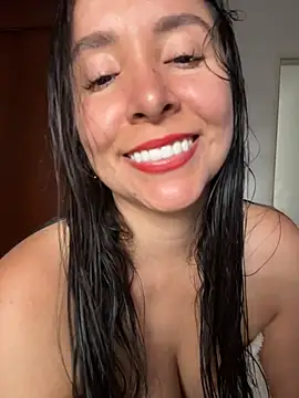 emely sexx20 online show from 03/10/26, 09:30