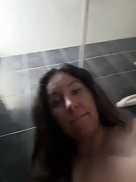 emely sexx20 online show from 01/13/26, 03:38