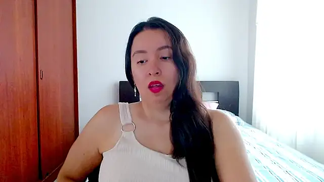 emely sexx20 online show from 11/29/25, 05:35