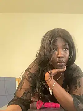 Snapshot of vixenpaisley2 chatting on 02/20/25, 06:35 vixenpaisley2 online show from 02/20/25, 06:35