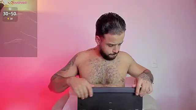 jacob stud18  online show from 04/15/26, 11:49