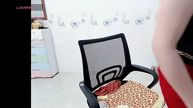 Snapshot of Lanian_99 chatting on 02/15/26, 12:22 Lanian 99 online show from 02/15/26, 12:22