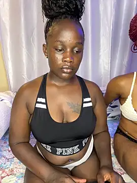 Favoritegirl1 online show from 10/26/25, 07:58