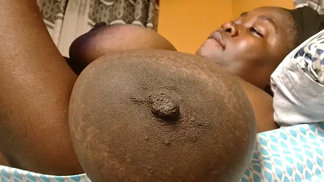 titi fiesta online show from 02/05/26, 04:25