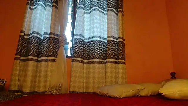 Snapshot of titi_fiesta chatting on 05/19/26, 06:53 titi fiesta online show from 05/19/26, 06:53