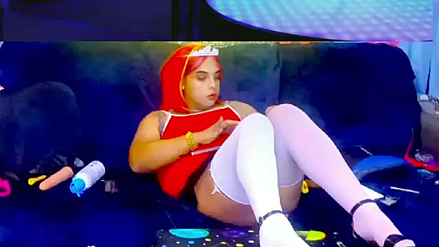 Snapshot of indica310 chatting on 12/20/24, 11:32 indica310 online show from 12/20/24, 11:32