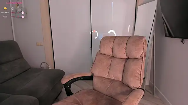 Snapshot of helen_ramsay chatting on 09/19/25, 03:16 helen ramsay online show from 09/19/25, 03:16