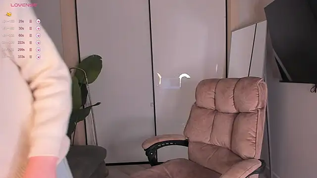 helen ramsay online show from 11/04/25, 03:05