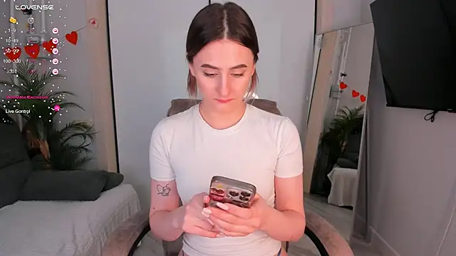 helen ramsay online show from 04/15/26, 03:16