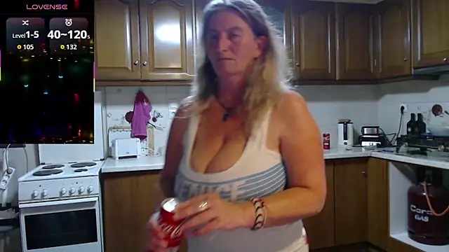 JennaDeluxe online show from 04/04/26, 08:26