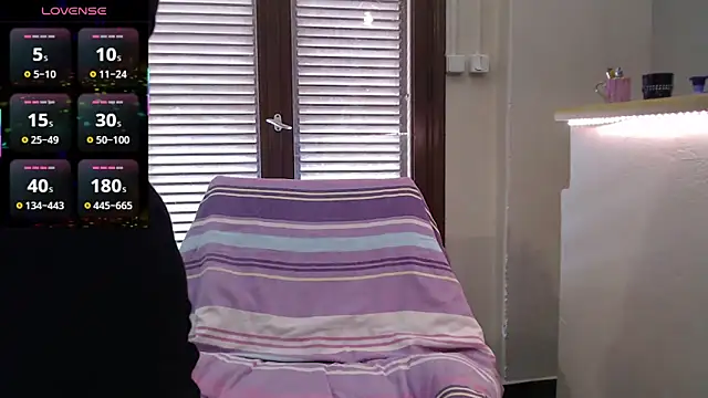 JennaDeluxe online show from 04/12/26, 02:09