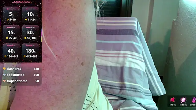 JennaDeluxe online show from 11/19/25, 08:53