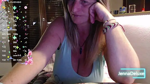 JennaDeluxe online show from 05/28/26, 07:53