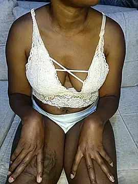 Mayah19 online show from 09/30/25, 07:47