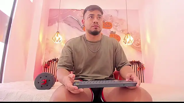 BrianMalonee online show from 10/24/25, 12:04