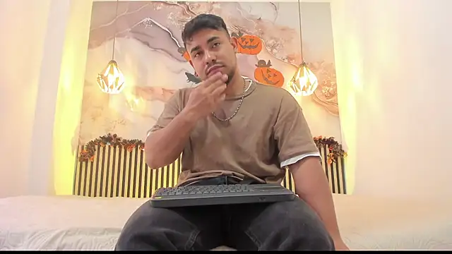 BrianMalonee online show from 10/25/25, 01:01