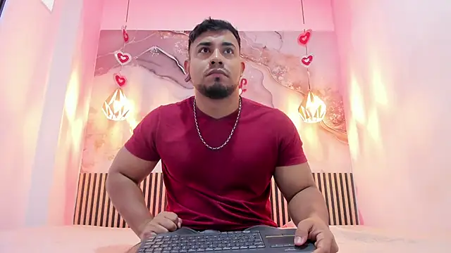 Snapshot of BrianMalonee chatting on 02/18/26, 12:01 BrianMalonee online show from 02/18/26, 12:01