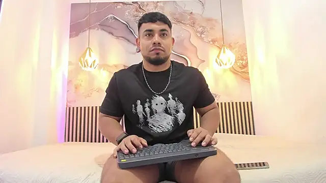 Snapshot of BrianMalonee chatting on 02/02/26, 11:53 BrianMalonee online show from 02/02/26, 11:53