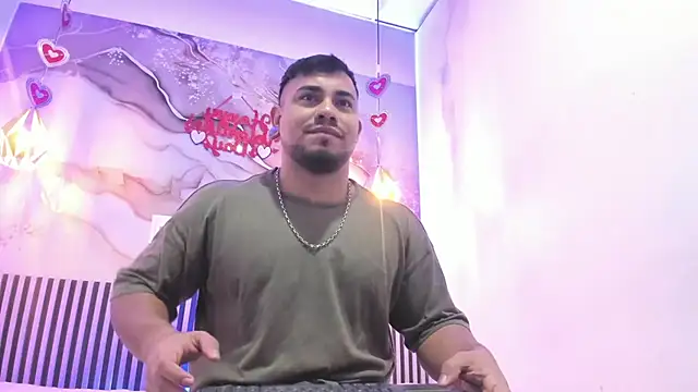 Snapshot of BrianMalonee chatting on 02/17/26, 12:02 BrianMalonee online show from 02/17/26, 12:02