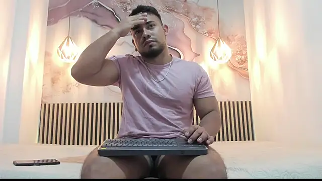 BrianMalonee online show from 10/04/25, 03:08