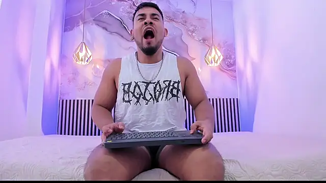 BrianMalonee online show from 09/23/25, 12:12