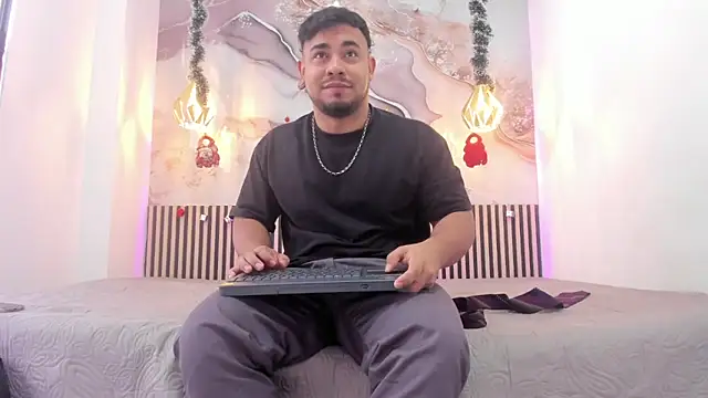 BrianMalonee online show from 12/15/25, 12:11