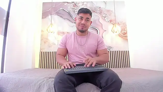 BrianMalonee online show from 11/08/25, 12:42