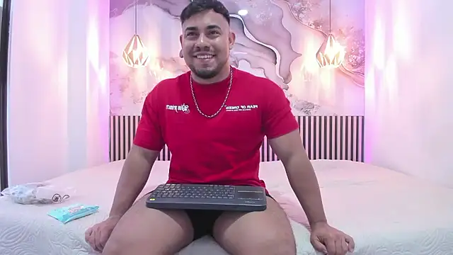 Snapshot of BrianMalonee chatting on 01/15/26, 11:46 BrianMalonee online show from 01/15/26, 11:46