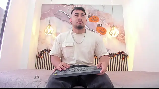 BrianMalonee online show from 11/03/25, 12:09