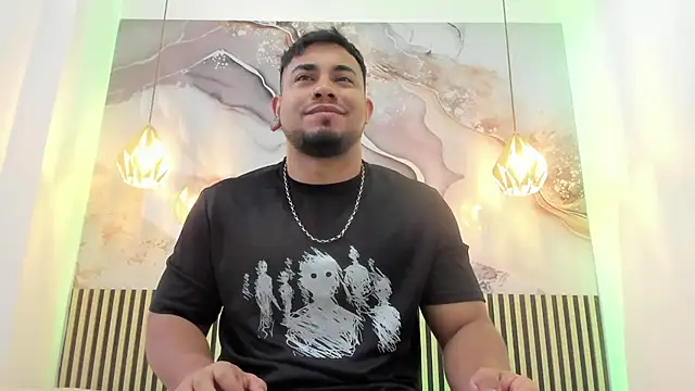 Snapshot of BrianMalonee chatting on 02/10/26, 12:04 BrianMalonee online show from 02/10/26, 12:04