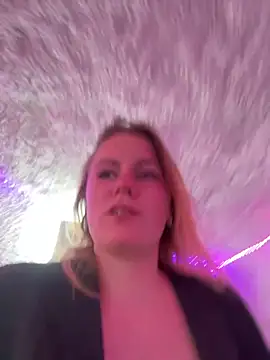 selenaluvv online show from 03/18/26, 03:35