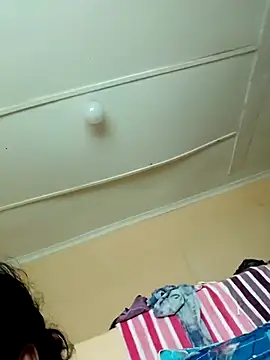 Indianqueen03 online show from 10/29/25, 10:03