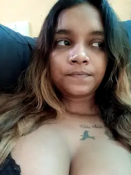 Indianqueen03 online show from 12/18/25, 01:37