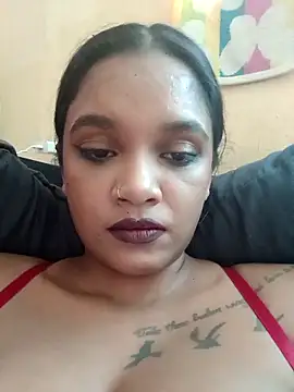 Indianqueen03 online show from 01/18/26, 11:46