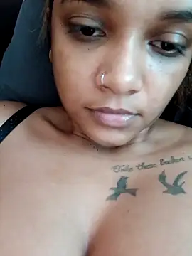 Indianqueen03 online show from 12/22/25, 01:11