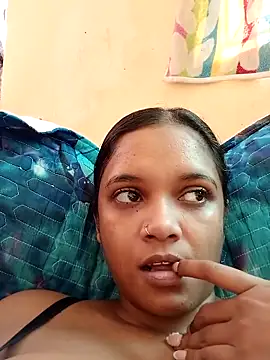 Indianqueen03 online show from 05/06/26, 12:31