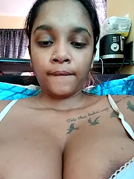 Indianqueen03 online show from 10/05/25, 11:23