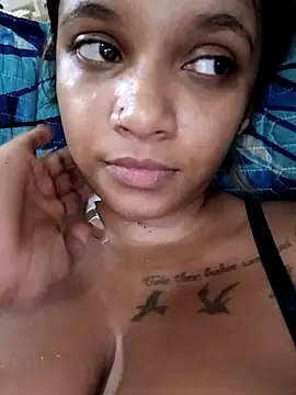 Indianqueen03 online show from 04/16/26, 05:03