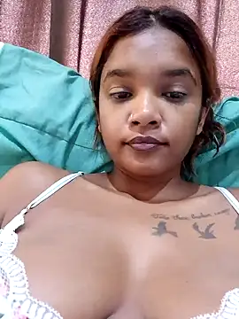 Indianqueen03 online show from 02/11/25, 12:15