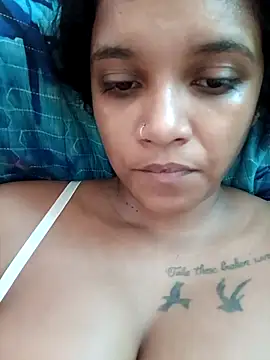 Indianqueen03 online show from 03/26/26, 10:02