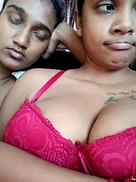 Indianqueen03 online show from 09/29/25, 11:27