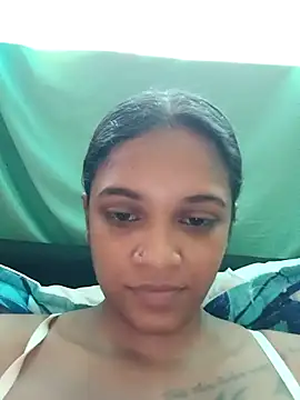 Indianqueen03 online show from 10/15/25, 09:17
