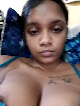 Indianqueen03 online show from 03/04/26, 07:10