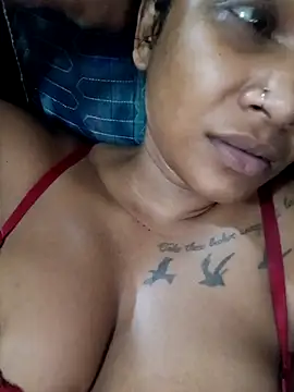 Indianqueen03 online show from 03/10/26, 08:57