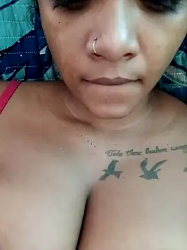 Indianqueen03 online show from 04/07/26, 12:51