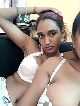 Indianqueen03 online show from 01/10/26, 11:27