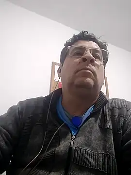 karatecobrakay2012 online show from 06/12/26, 02:59